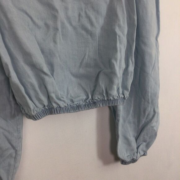 Cloth & Stone Cropped Smocked Back Puff Sleeve Chambray Shirt Top Blue Sz Small - Picture 2 of 13